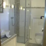 جيست هاوس باير أم باد *